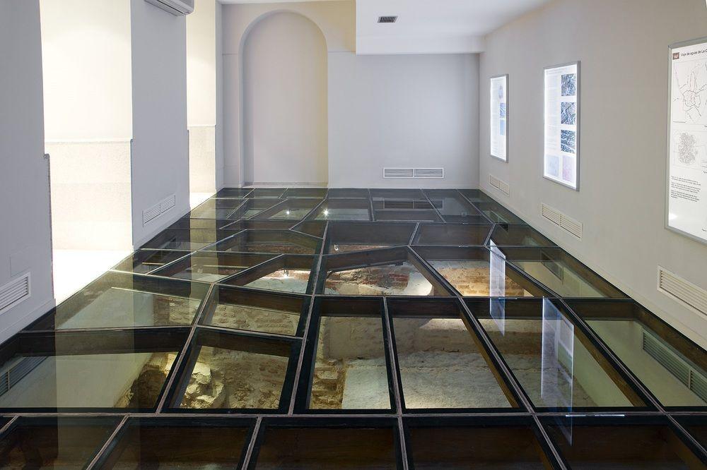 Nh Collection Madrid Palacio De Tepa Exterior photo The floor of the crypt