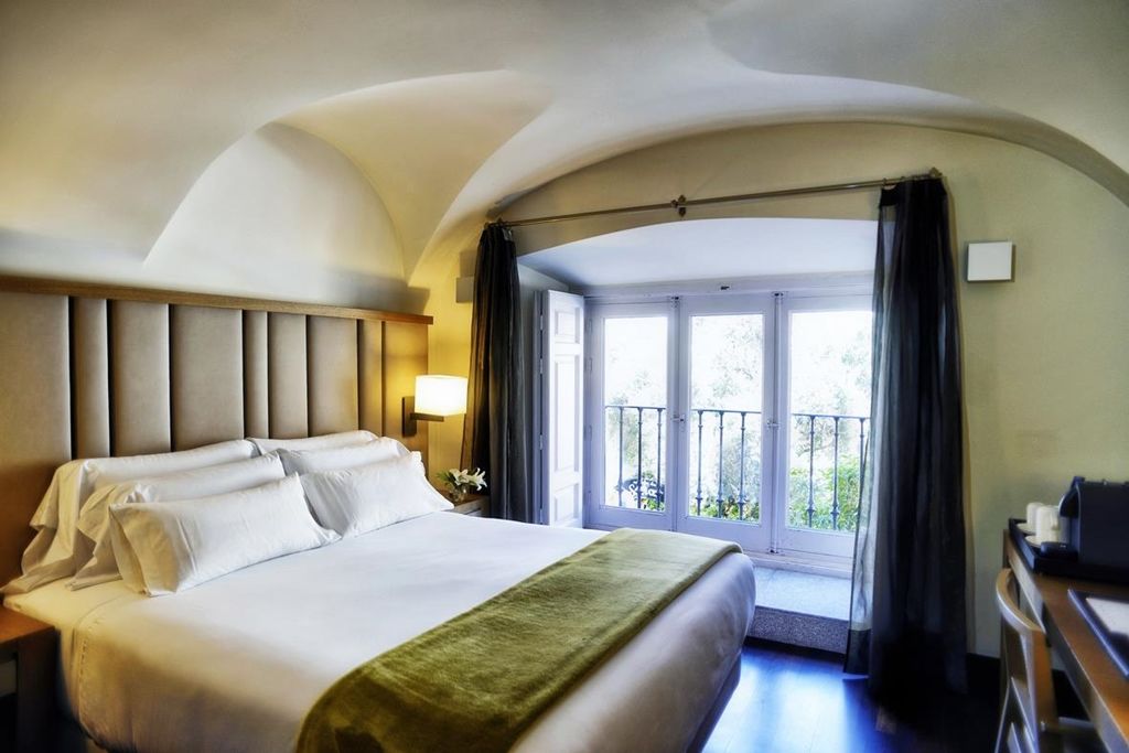 Nh Collection Madrid Palacio De Tepa Exterior photo A room at Hotel Majestic